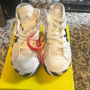 Authentic off-white, Toddler shoes